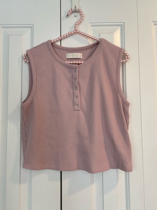 Abercrombie & Fitch Tops - Abercrombie Pink Waffle Top | Size M